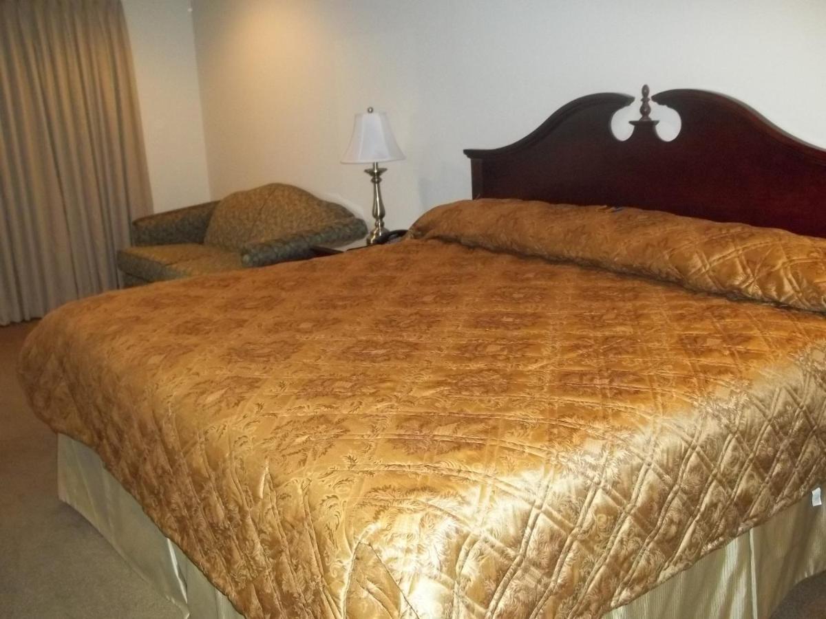 Sutton Inn เอลค์ตัน ภายนอก รูปภาพ